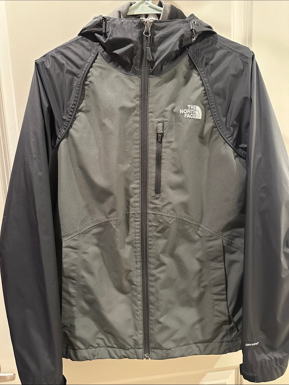 The North Face Women’s Tri-Climate Jacket - Charcoal Gray